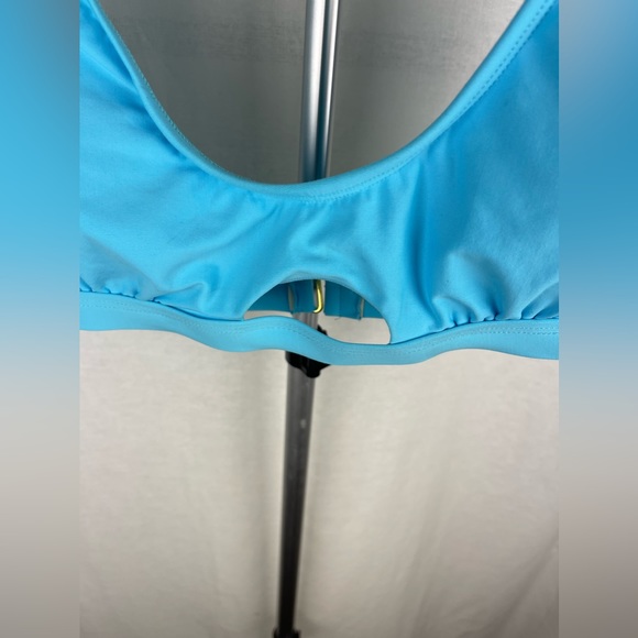 VYB BLUE SOLID CAP SLEEVE SWIM BRALETTE Size Medium NWT - Picture 8 of 13